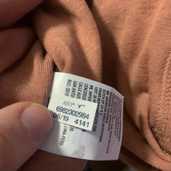 🌸(3/$20) AE button front tie tank - Picture 4 of 6